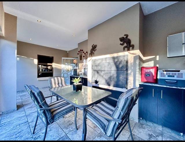 4 BEDROOM HOUSE FOR SALE IN BRITS CENTRAL